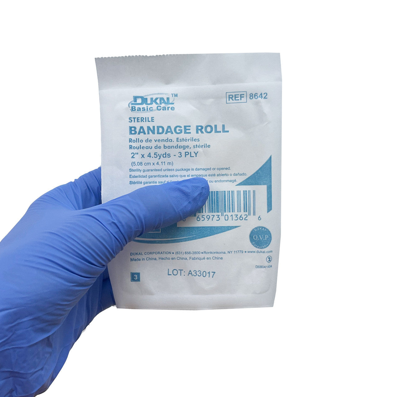 3 Ply Fluff Roll, in hand
