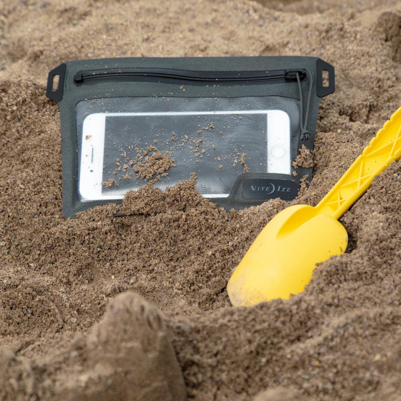 RunOff® Waterproof Pocket, in sand