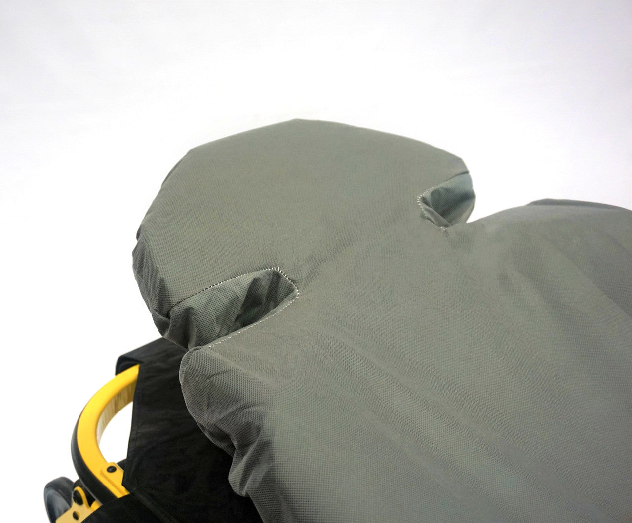 EFORCE™ Fitted Sheet, on gurney