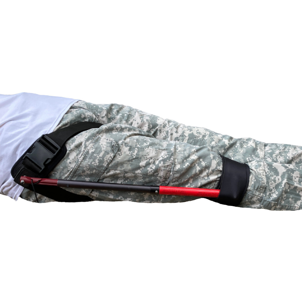 Slishman Traction Splint Compact (STS-C) by rescue essentials shown on leg