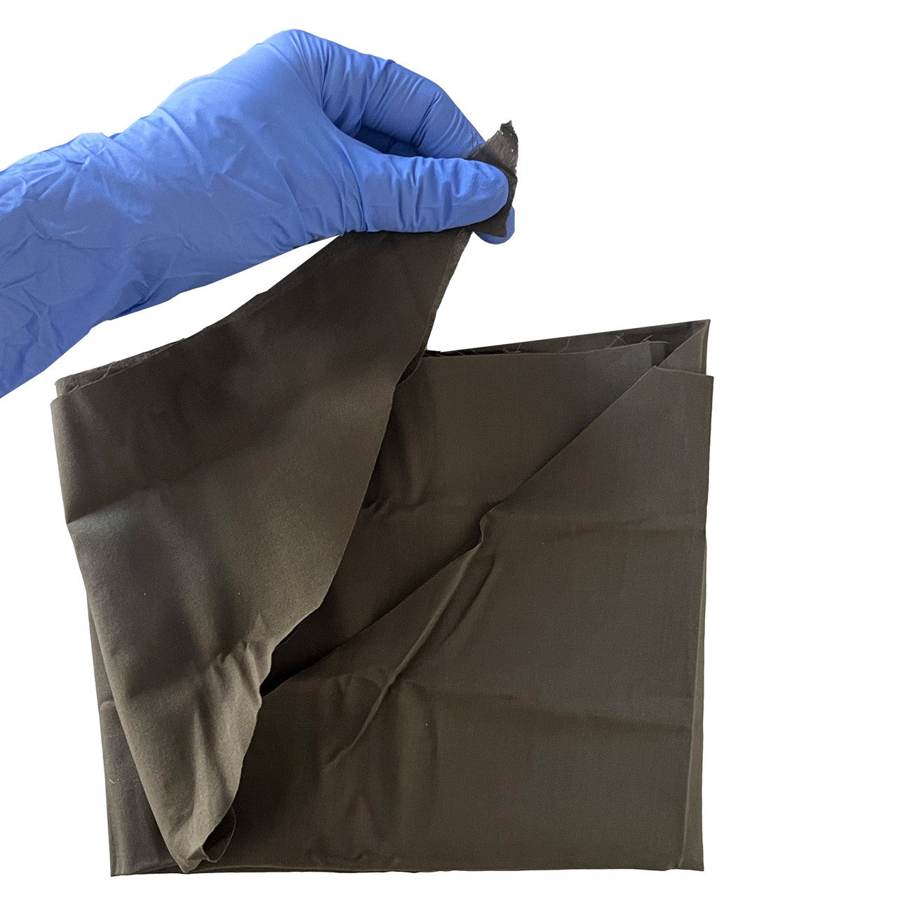 Rescue Essentials Triangle Bandage, Being folded 