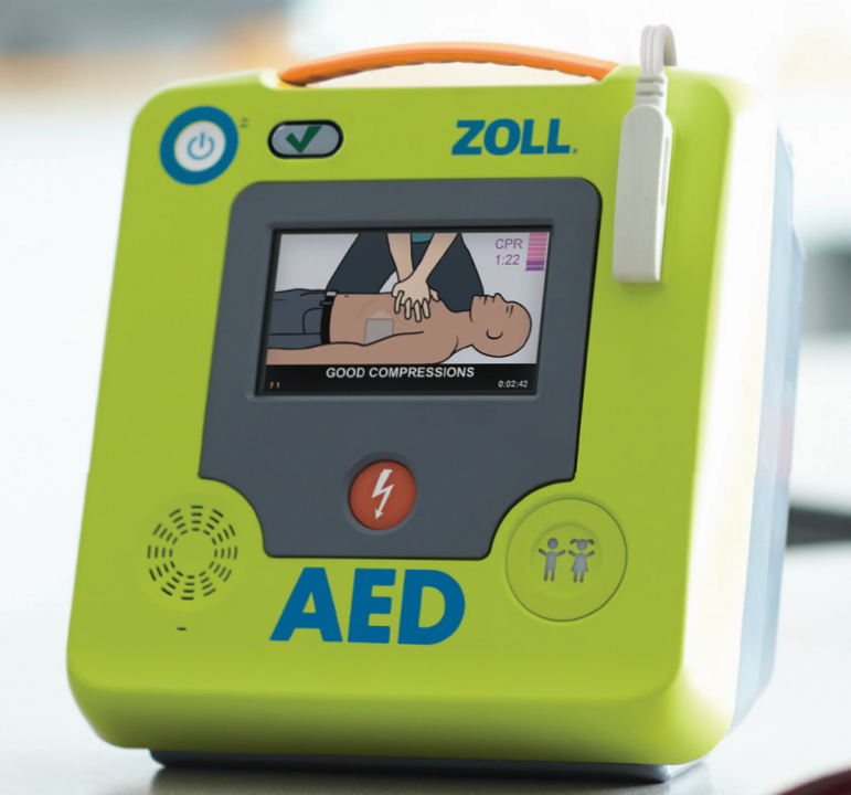 AED 3, Front view