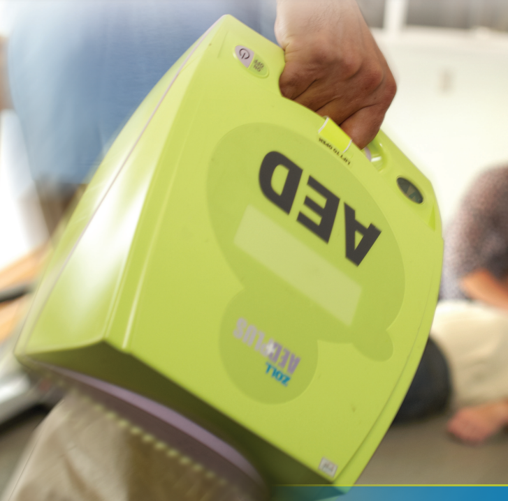 ZOLL AED Plus, being carried 