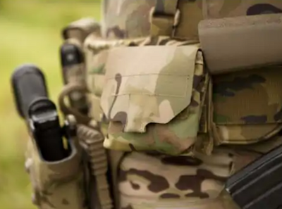 Boo Boo® Pouch, Multicam, In action