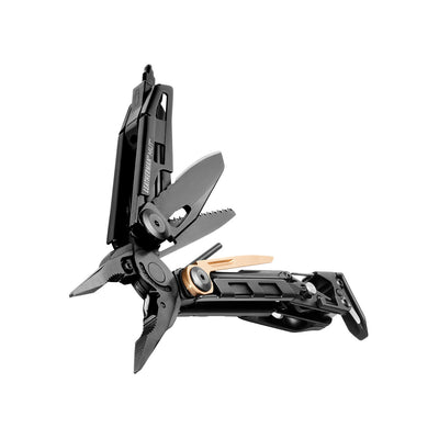Leatherman MUT, open