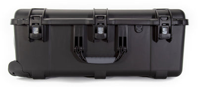 Nanuk 963 Wheeled Case, front showing latches